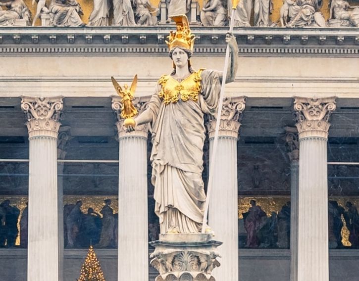 Ausschnitt Parlament Wien &copy; sborisov  - AdobeStock 