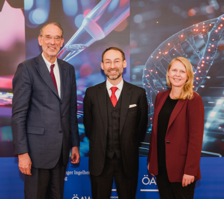 ÖAW Präsident Heinz Faßmann, AITHYRA Scientific Director Michael Bronstein, AITHYRA Managing Director Anita Ender © Natascha Unkart - ÖAW
