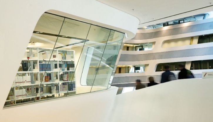 ID Austria Servicetour WU Wien © Valerie Alwasiah  - BKA 