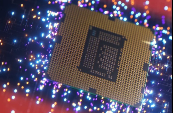 Computerchip © Monte Nero Productions  - Monte Nero Productions 