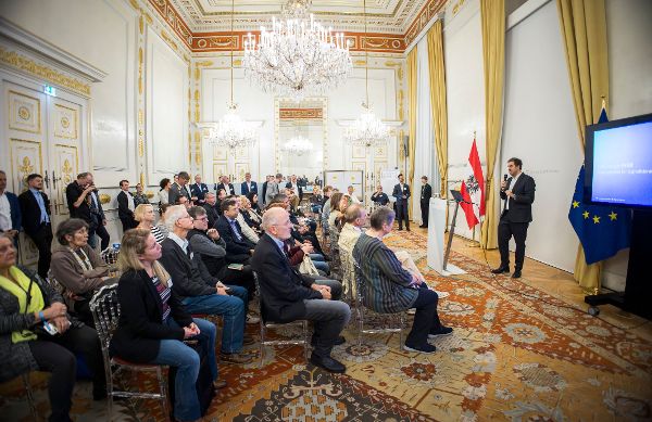 Bürgerforum ID Austria 2.0: Am 30. Oktober 2025 nahm Staatssekretär Alexander Pröll (im Bild) am Bürgerforum ?ID Austria 2.0? teil.