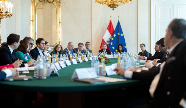 KickOff Wirtschaftsplattform DKO im Bundeskanzleramt am 24.10.2025