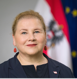 Bundesregierung. Korinna Schumann, Bundesministerin für Soziales, Gesundheit, Pflege und Konsumentenschutz