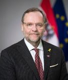 Porträt Sepp Schellhorn, Staatssekretär im Bundesministerium für europäische und internationale Angelegenheiten