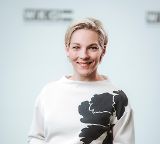 Porträt Bettina Dorfer-Pauschenwein