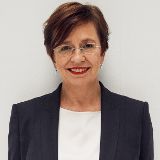 Porträt Doris Schmidauer
